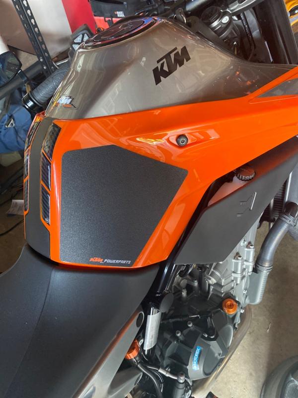 KTM Fuel Tank Protection Sticker 790/890 Duke/R 20182020 KTM Twins