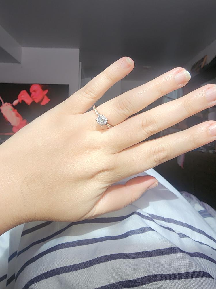 The Star Light - Rose Gold - Customer Photo From Jessica
