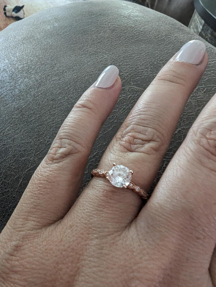 The Sofia - Rose Gold - Customer Photo From Cynthia Ivy