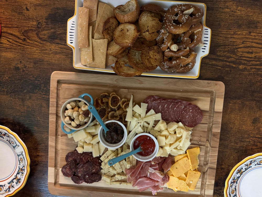 AppyHour Box + FREE Artisan Cheese & Jam Pairings for a Year - Customer Photo From Chelsea Campana