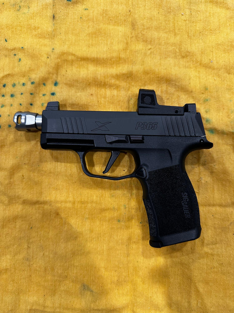 Sig P365 1/2x28 Threaded Barrels for 3.1" 9mm Pistols - Customer Photo From Carlos Rodriguez