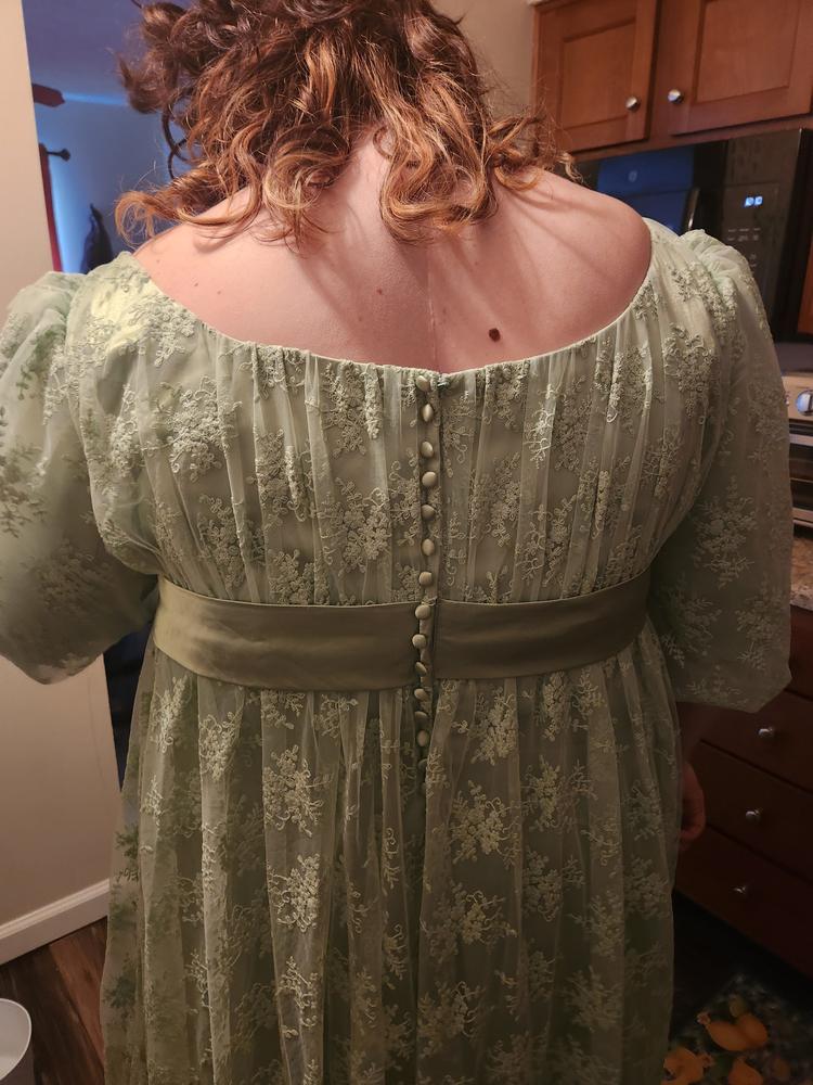 Green Regency Style Empire Dress with Floral Lace JOANNE  ieie