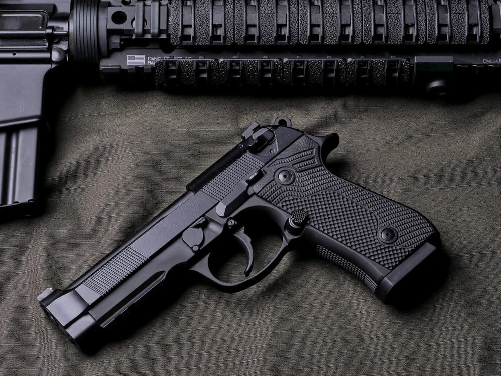 Beretta 92 Thin Veloce G10 Grips | LOK Grips