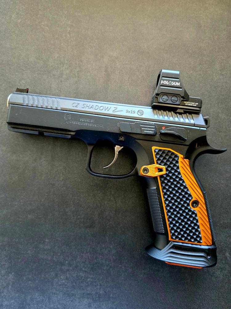 CZ Thin Aluminum w G10 Bogies Insert - LOK Grips