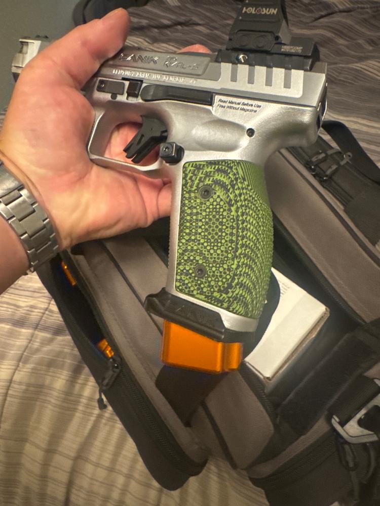 Canik SFx Rival-S Palm Swell Veloce - LOK Grips