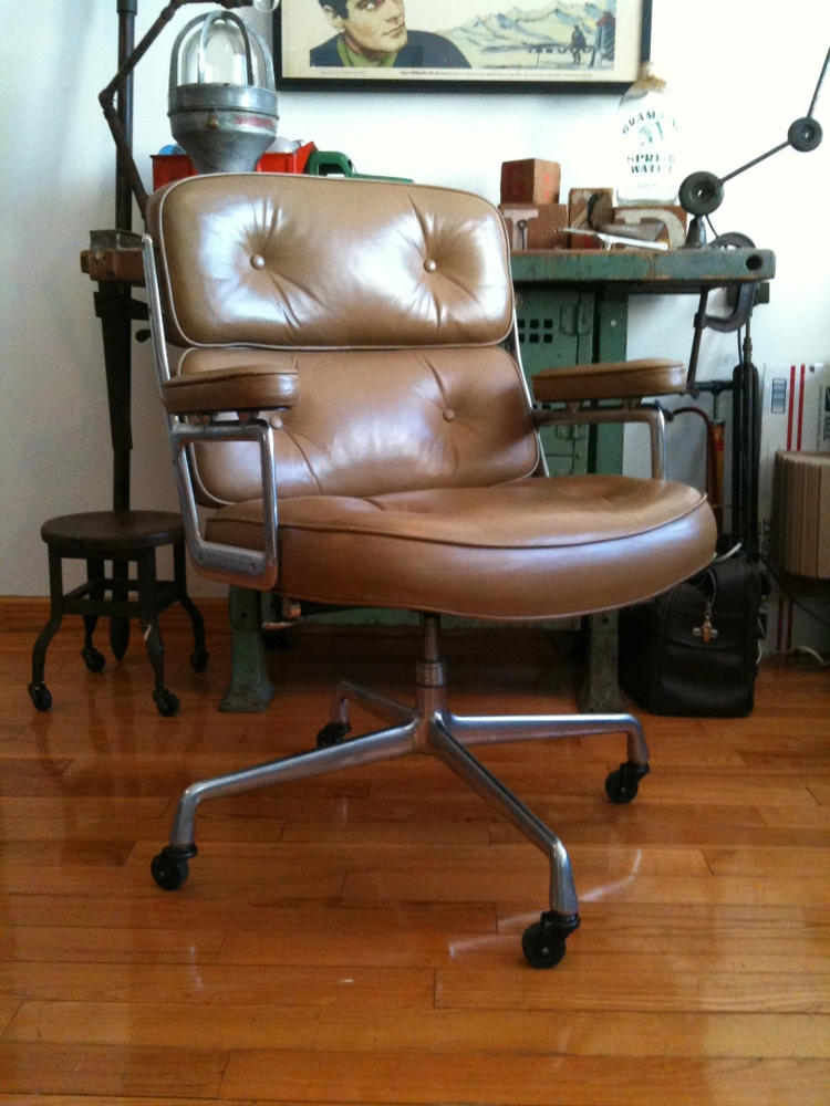 Time-Life Eames Chair Replica - Customer Photo From Gillson