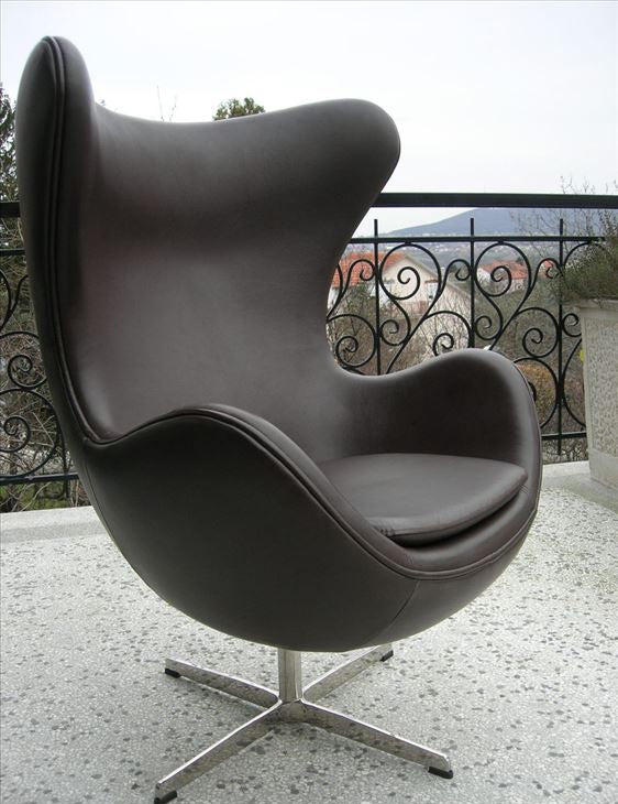 Egg Chair Replica - Customer Photo From Peter