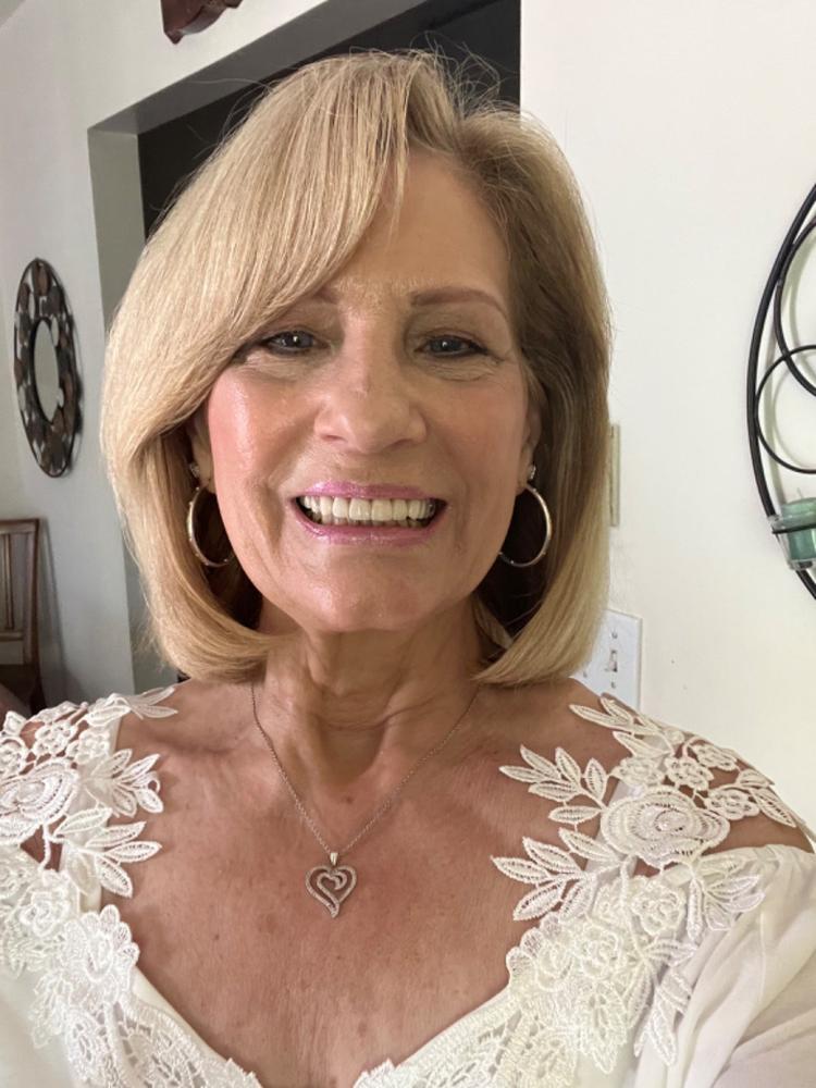 Sandalwood Rose Eye Butter | 15 g (0.53 oz) - Customer Photo From Sandra Whitby