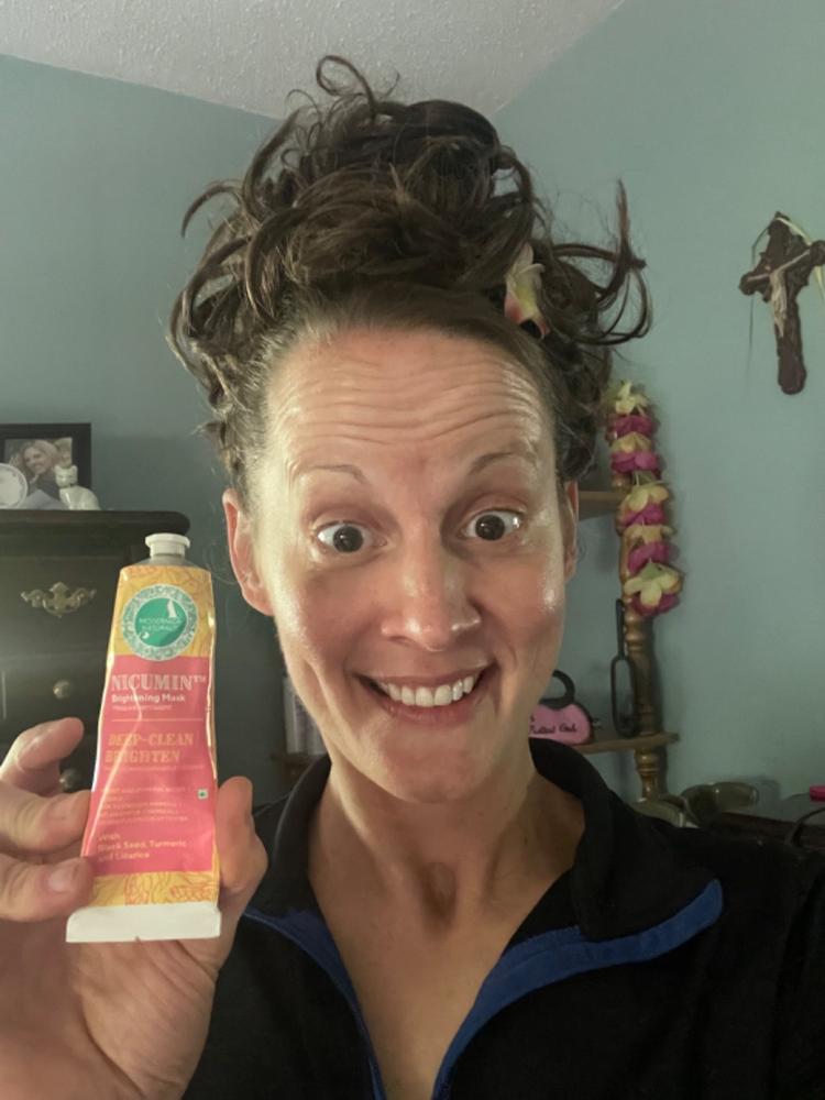Nicumin Brightening and Even Toning Face Mask - With Black Seed, Turmeric and Licorice - Customer Photo From Tina Vogel