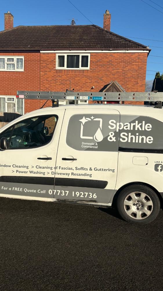 Additional Clamped Carbon Fibre Gutter Vacuum Pole - Customer Photo From Sean Flynn