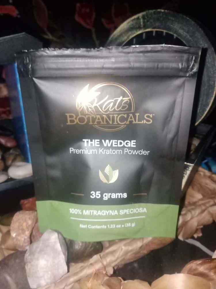 The Wedge Kratom Powder - 250 Grams - Customer Photo From Beth R.