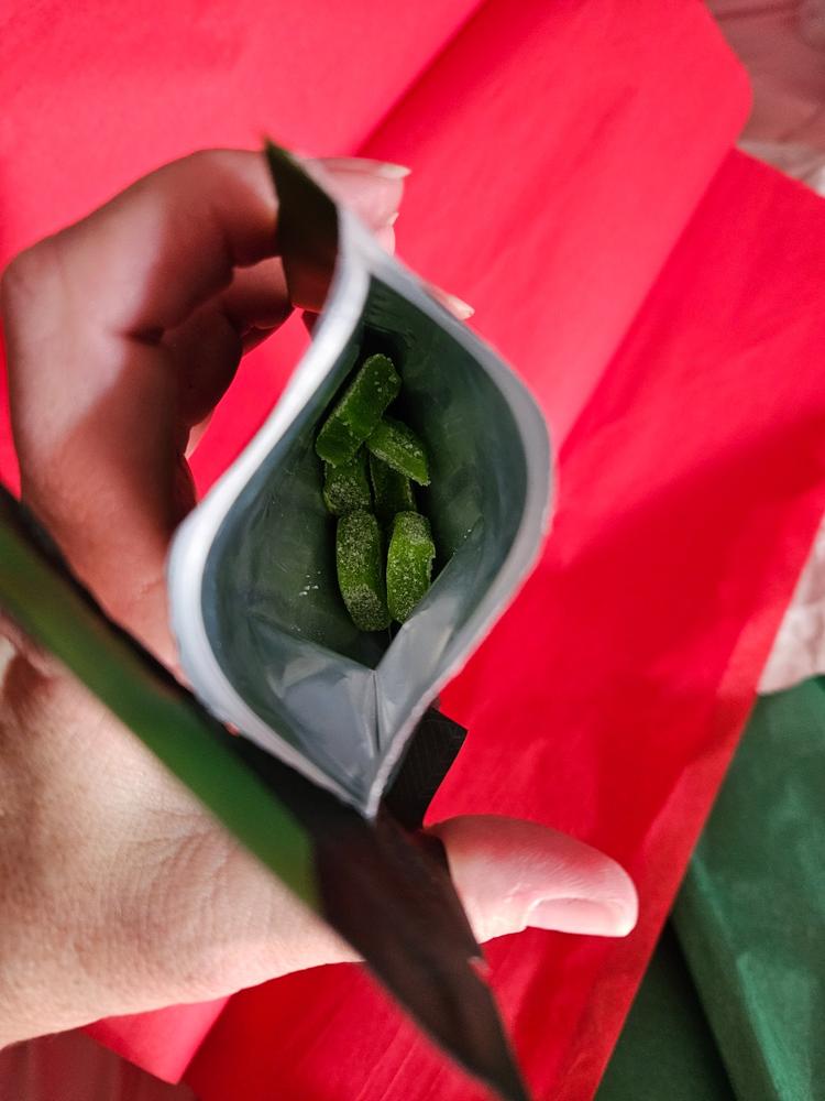 Green Apple Kratom Extract Gummies - Customer Photo From Theresa Walker