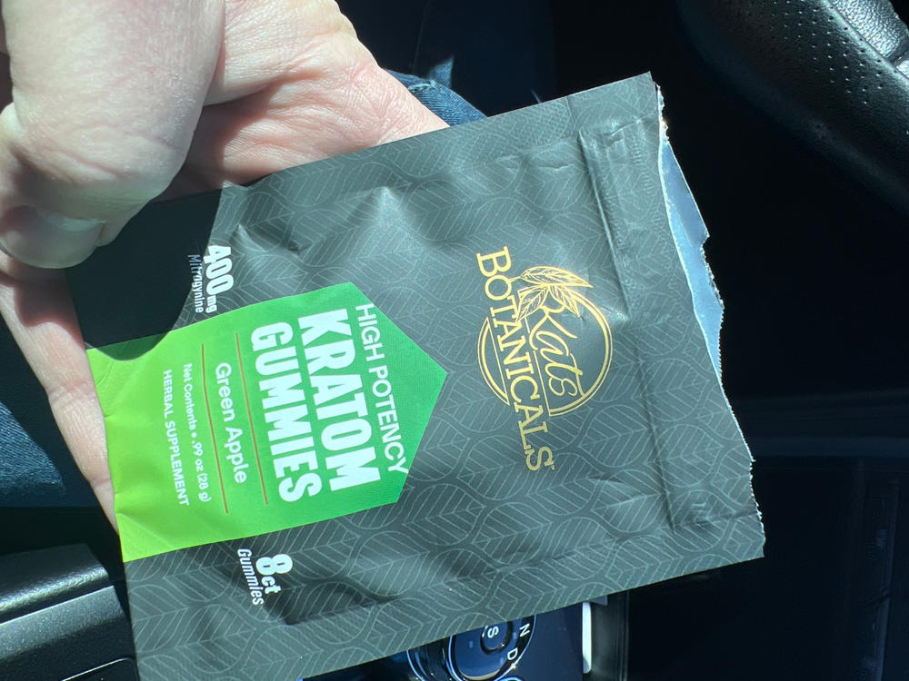 Green Apple Kratom Gummies - Customer Photo From James Tremblay