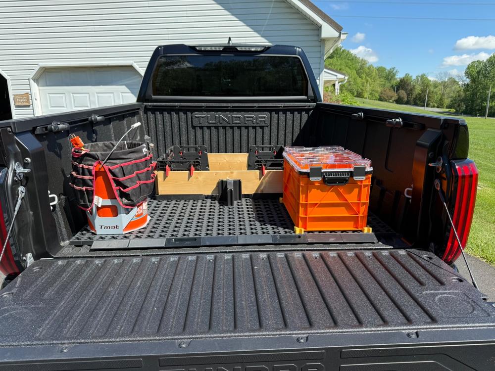 Tmat 5-Gallon Bucket Holder with Tmat Anchors - Gray - Customer Photo From David Alcantara