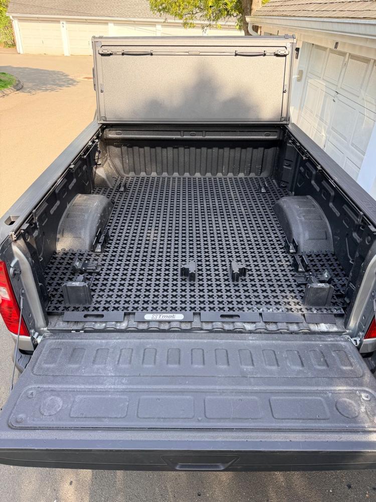 12" x 12" Tmat Interlocking Panel - Four Connectors With Drainage (Single) - Customer Photo From Michael Socci