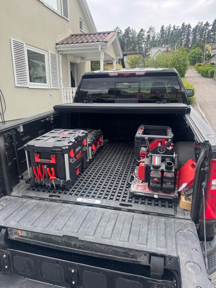 12" x 12" Tmat Interlocking Panel - Six Connectors With Drainage (Single) - Customer Photo From Erik Persson