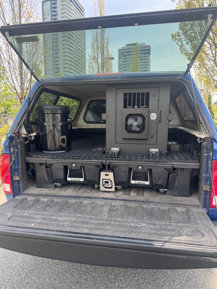 Tmat 5-Gallon Bucket Holder with Tmat Anchors - Black - Customer Photo From Vincent Martin