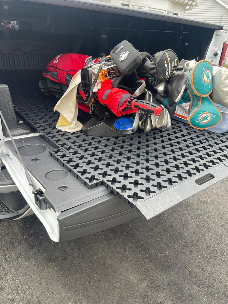 Golf Cradle with Tmat Anchors - Customer Photo From Mario Carcasses