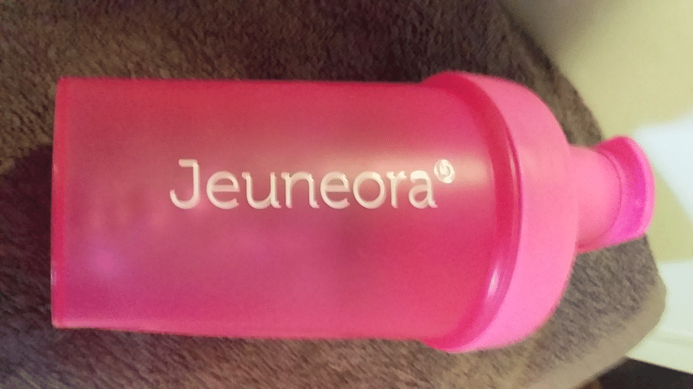 Jeuneora Fluro Pink Shaker