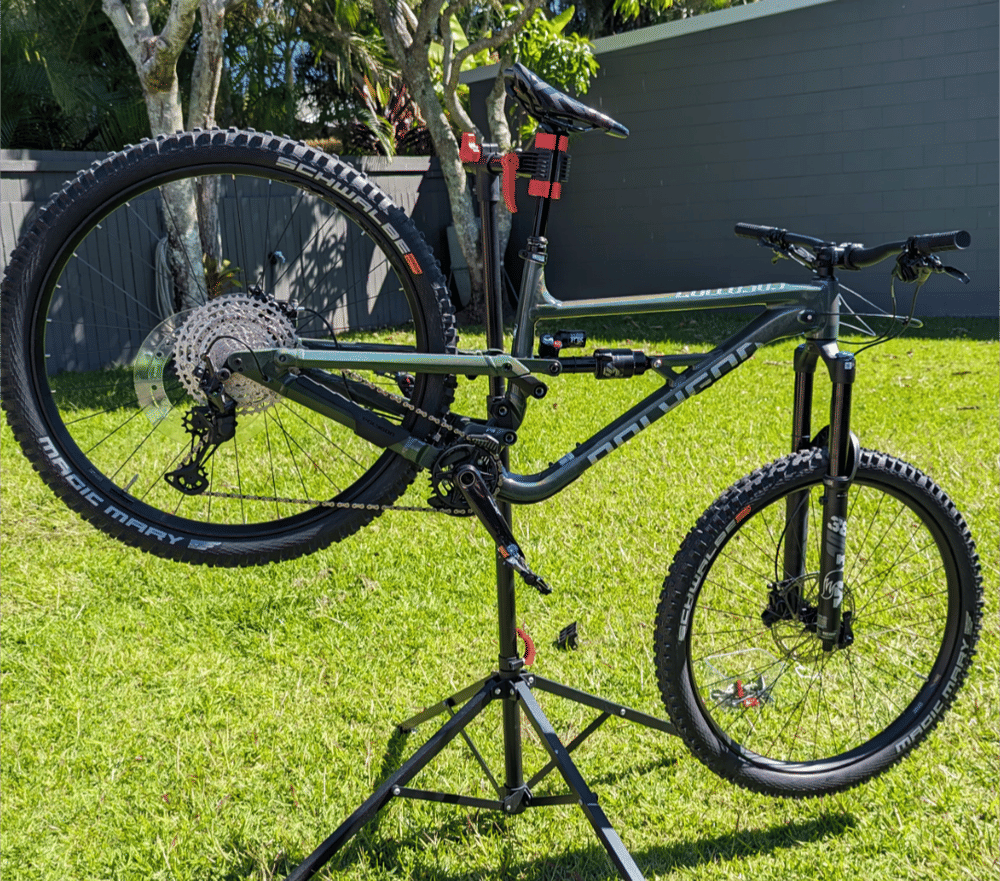 Entity SP15 Bicycle Shock Pump with Gauge - Customer Photo From Carrie Wortley