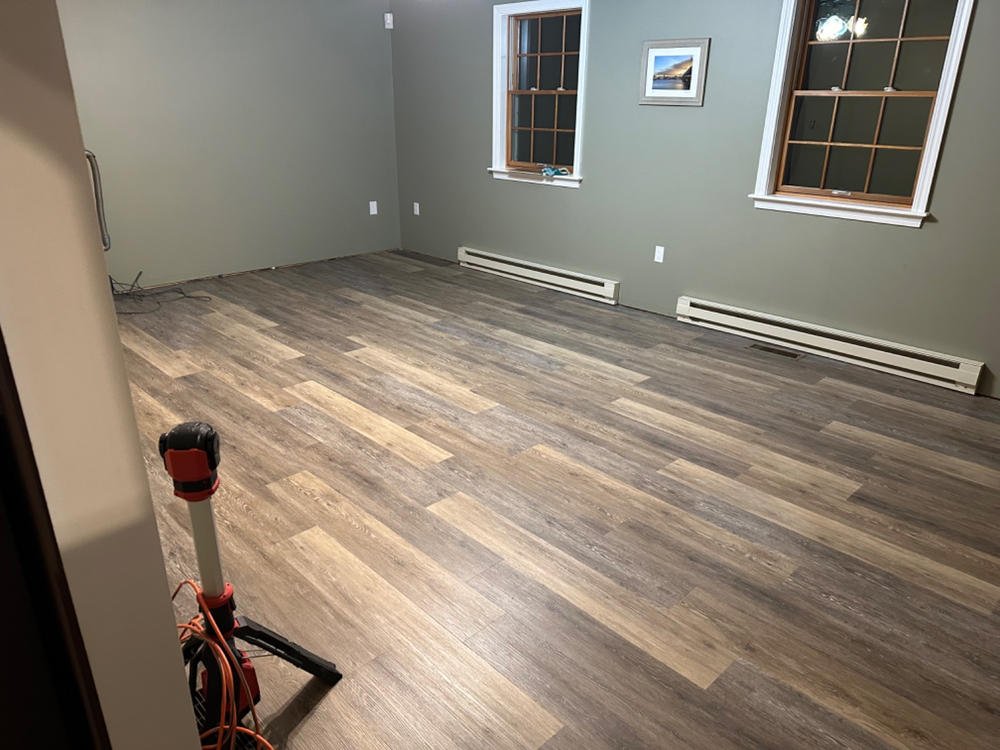 COREtec Blackstone Oak LVP Originals Classics 7