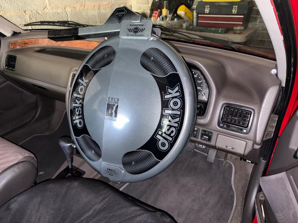 New Disklok - Diamond Edition - Anthracite, Small - Customer Photo From Nigel Guy