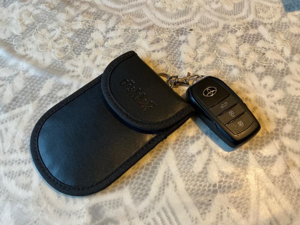 Disklok RFID Faraday signal blocking wallet, 14cm - Customer Photo From Jon Skinner