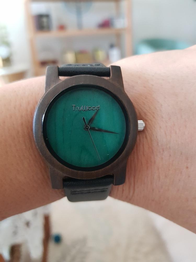 Leaf Green | Womens - Customer Photo From Laura C.