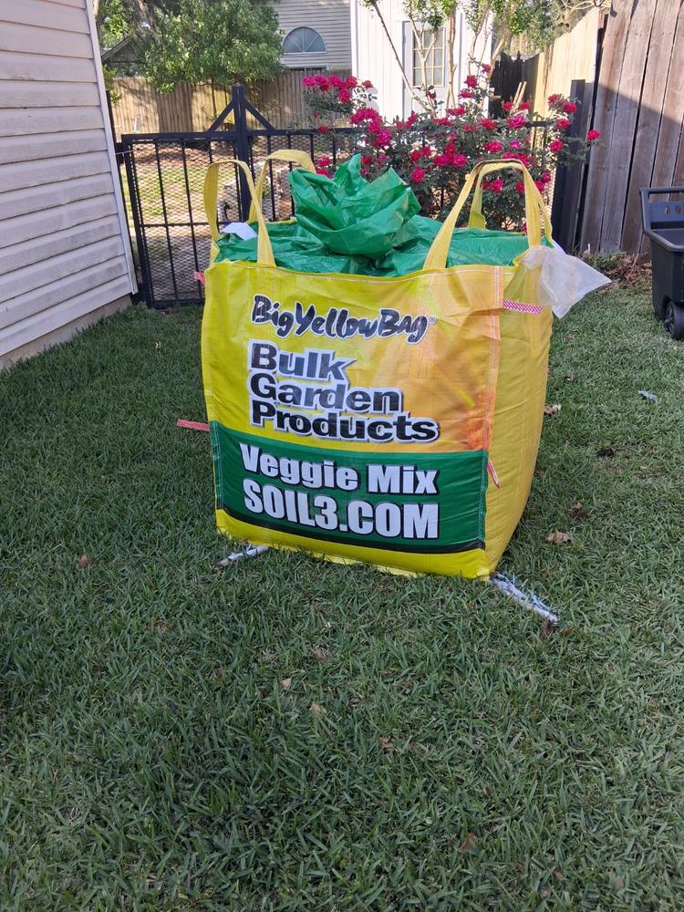 Soil³ Veggie Mix in a BigYellowBag - Customer Photo From K Tabatabai