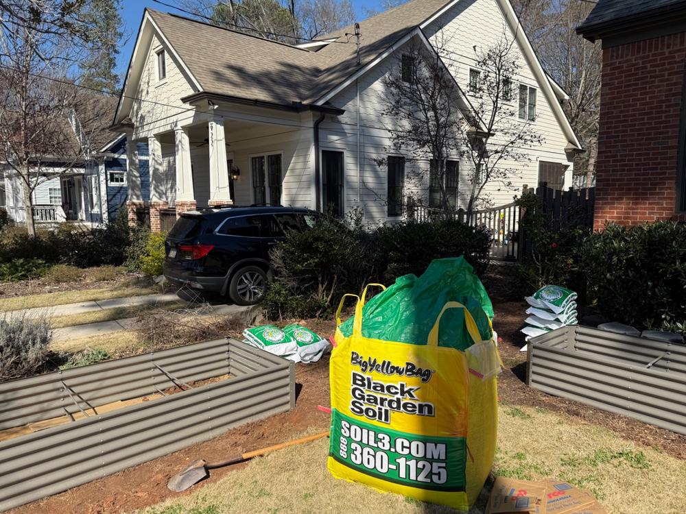 Soil³ Humus Compost in a BigYellowBag - Customer Photo From Thomas Barrow