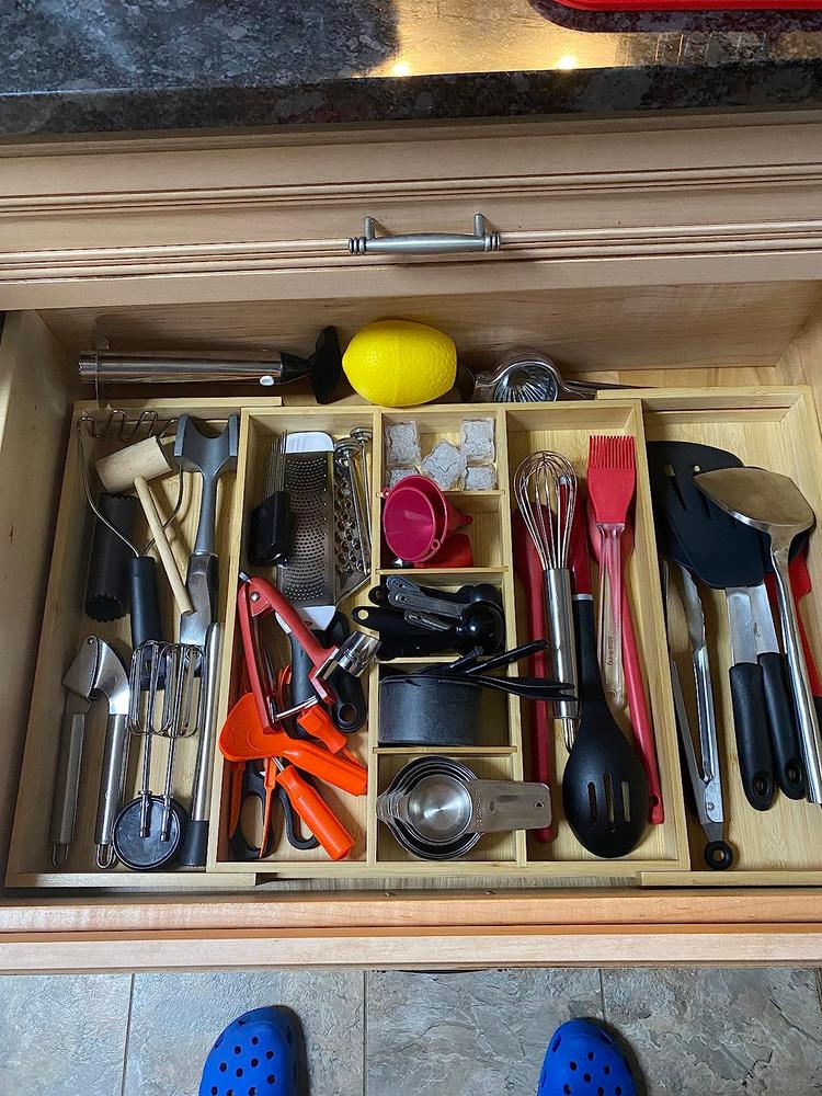 KitchenEdge Adjustable Kitchen Drawer Organizer for Utensils and Junk, Expandable 16 to 28 Inches Wide, 9 Compartments, Food-Safe Contract Grade