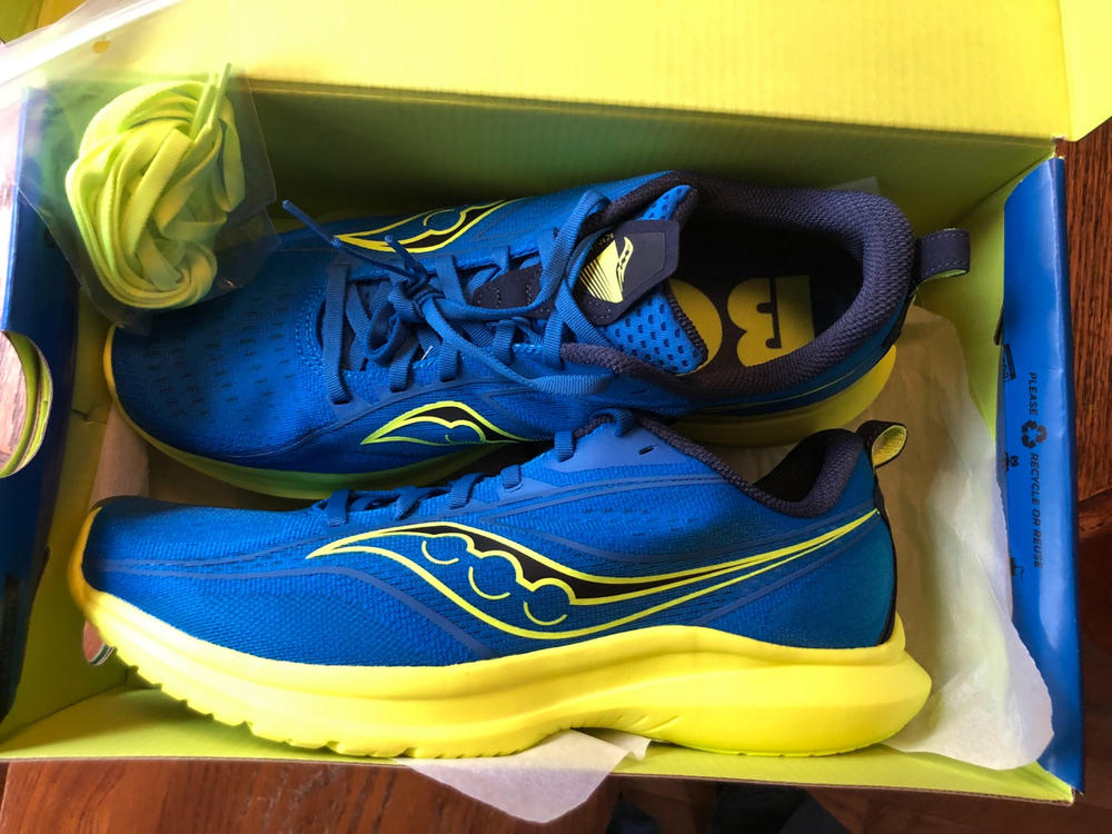 Saucony kinvara hotsell 10 yellow