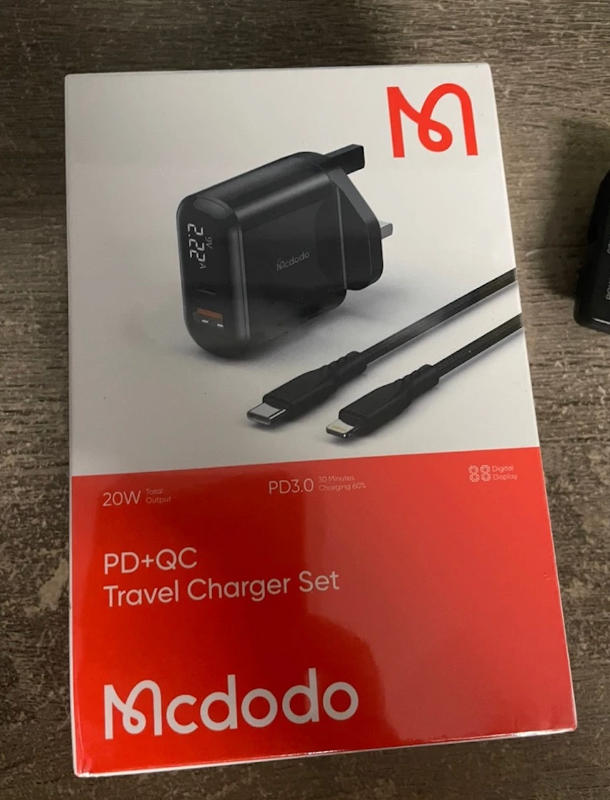 Mcdodo CH7231 20W Fast Charging Dual Port Type-C + USB Wall Charger + Type C to Lightning Cable Set (UK Plug) - Customer Photo From Nadiah