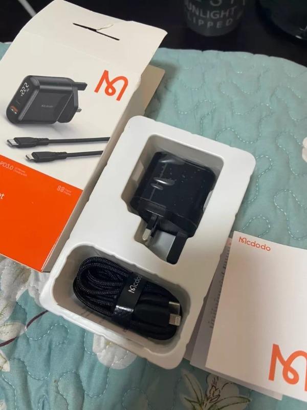 Mcdodo CH7231 20W Fast Charging Dual Port Type-C + USB Wall Charger + Type C to Lightning Cable Set (UK Plug) - Customer Photo From Mohd Naidzi