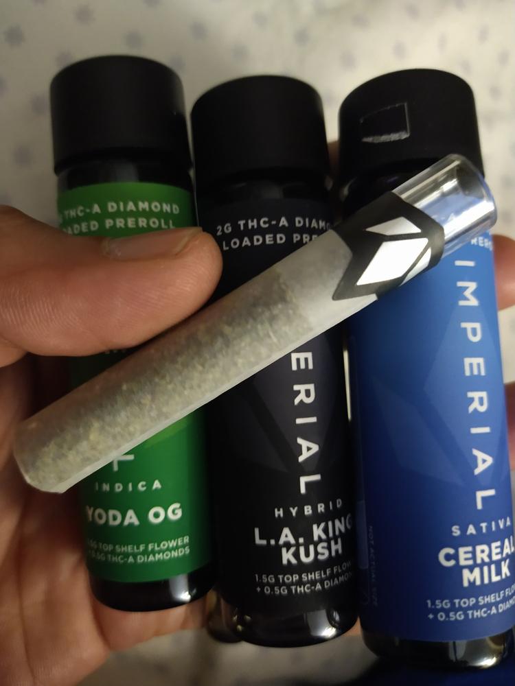 LA KING KUSH 2G THCA LOADED PREROLLS - Customer Photo From Jonathan Ortiz