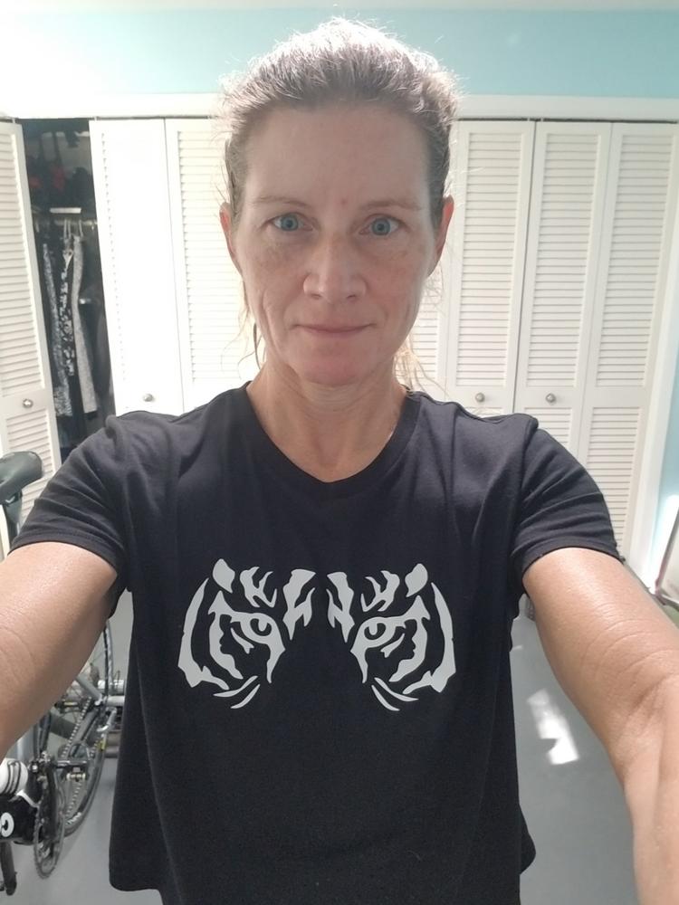 Tiger Eyes Cropped Tee - Customer Photo From Amy Keener 