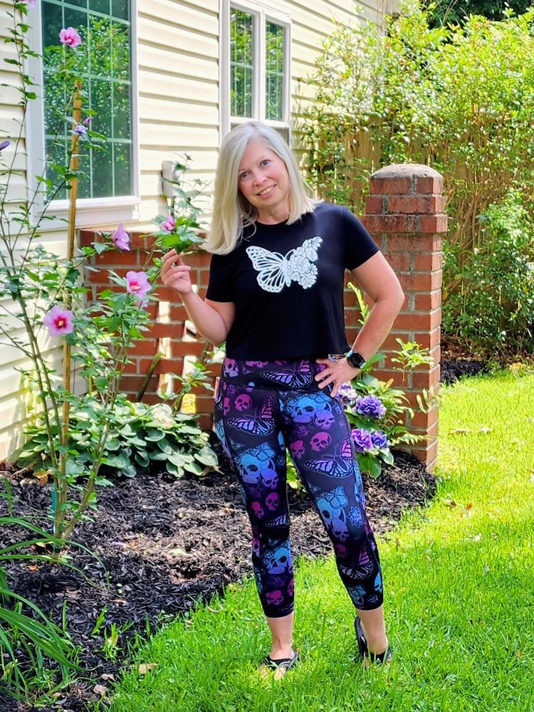 Pretty Deadly Leggings | Vibrant - Customer Photo From Dana Stello