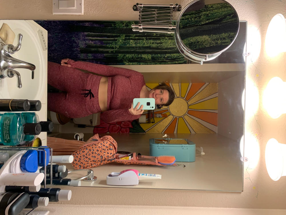 Flex Crop Top | Red - Customer Photo From Hillary Shifrin