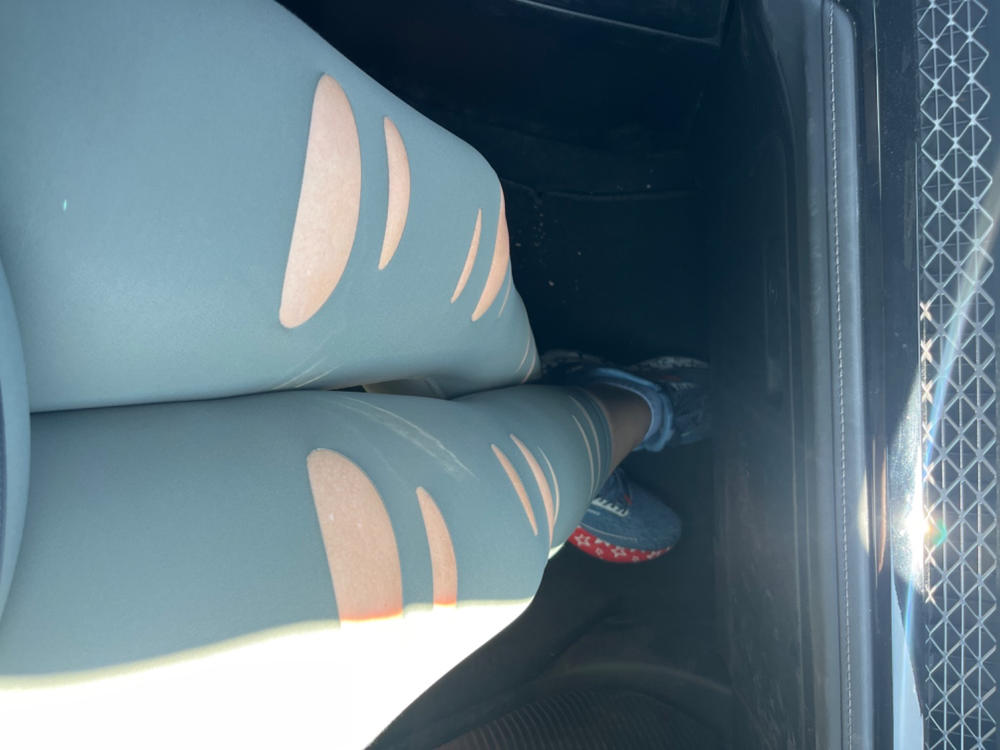 Tear It Up 2.0 Leggings | Dried Sage - Customer Photo From Jessie Moreno 