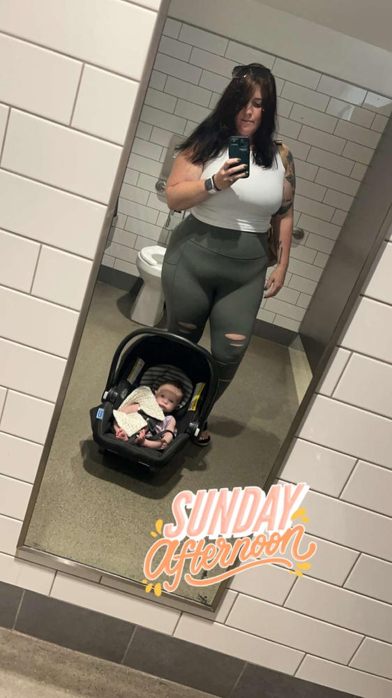 Tear It Up 2.0 Leggings | Dried Sage - Customer Photo From Jennifer Westbrook