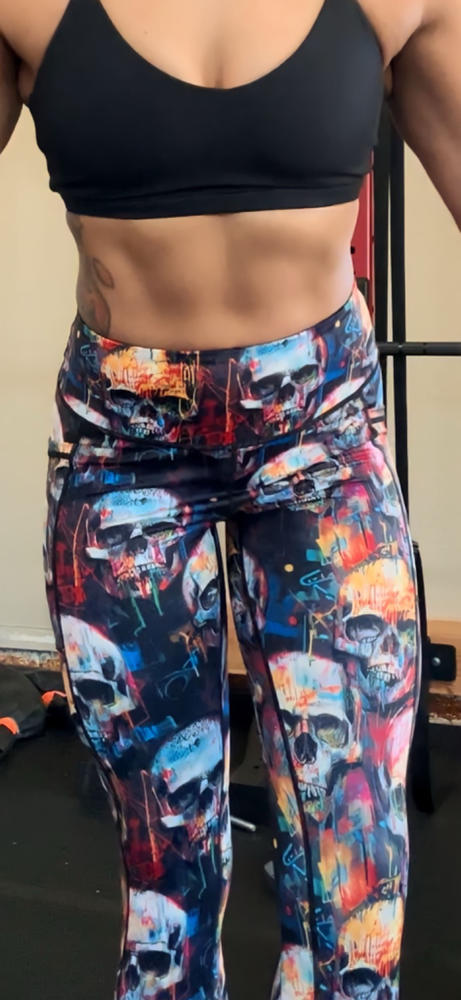 Death By Art Leggings - Customer Photo From Erica Hayes