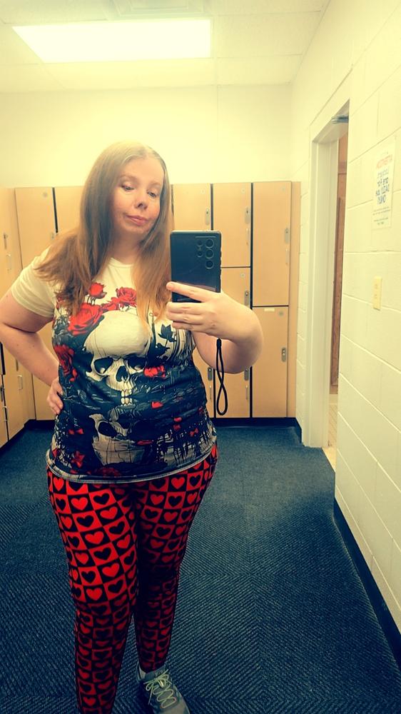 Queen Of Hearts Leggings - Customer Photo From Missey Finley