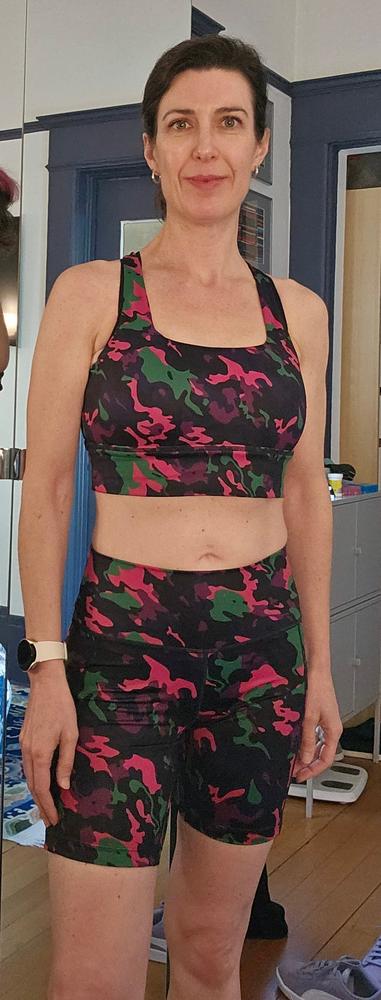 Longline Bra | Neon Camo - Customer Photo From Sarah Parneta