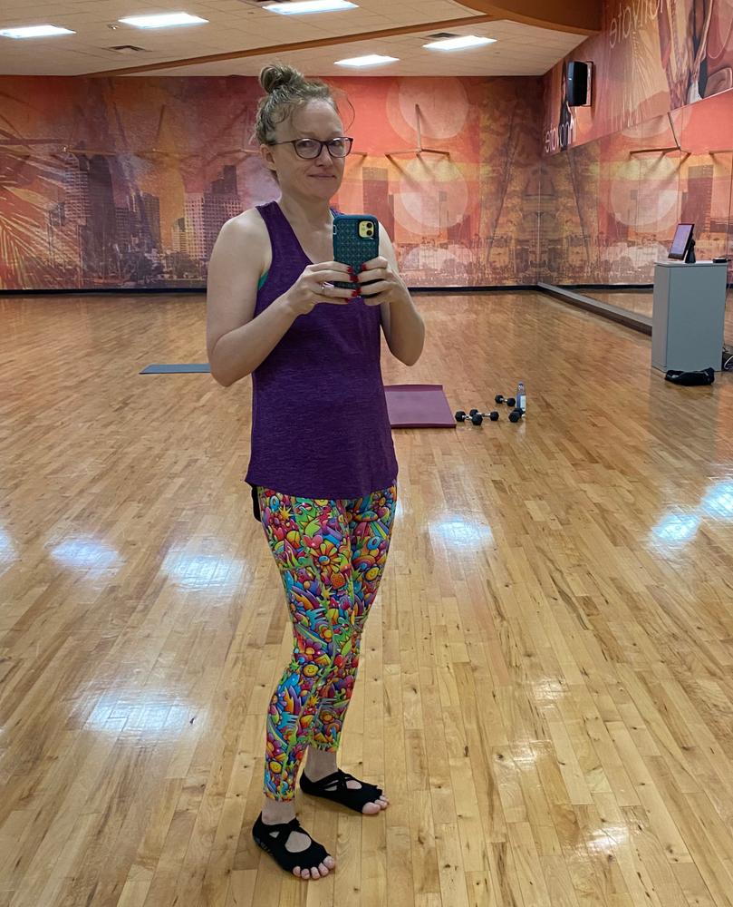 Peace & Love Leggings - Customer Photo From Fun Saturday Print