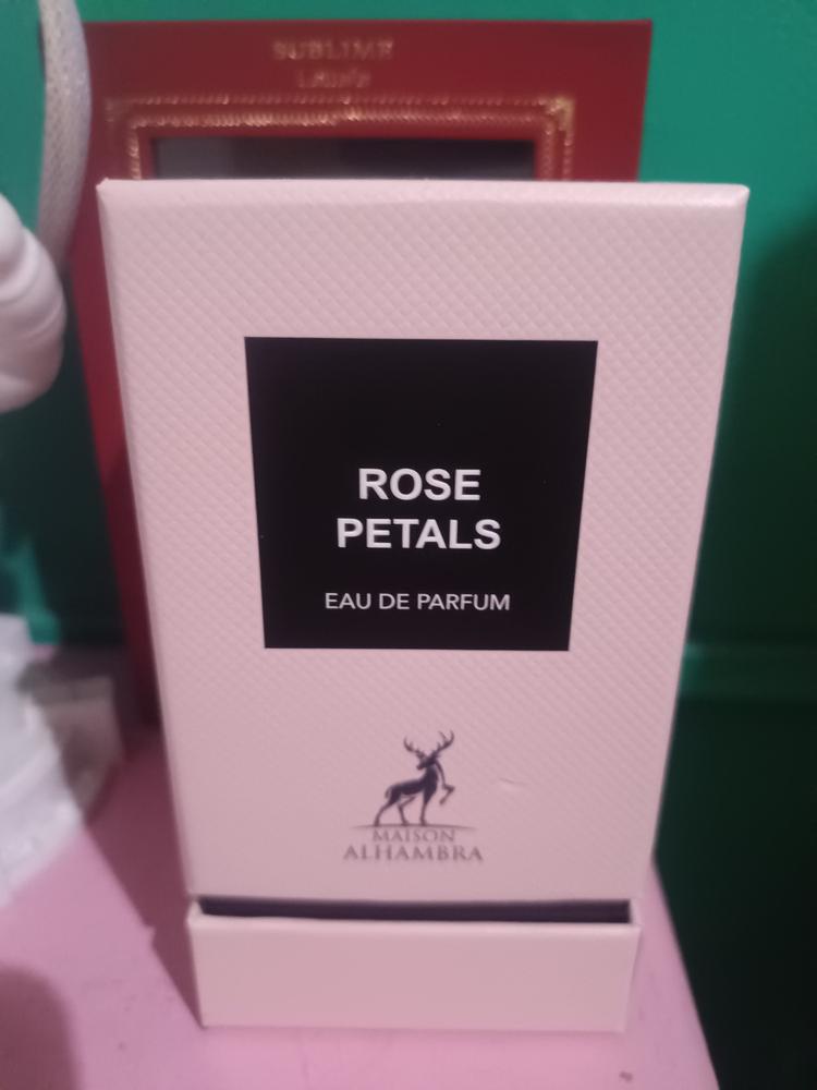 Rose Petals Maison Alhambra Edp 80ML Unisex- Inspirado en Rose Prick d