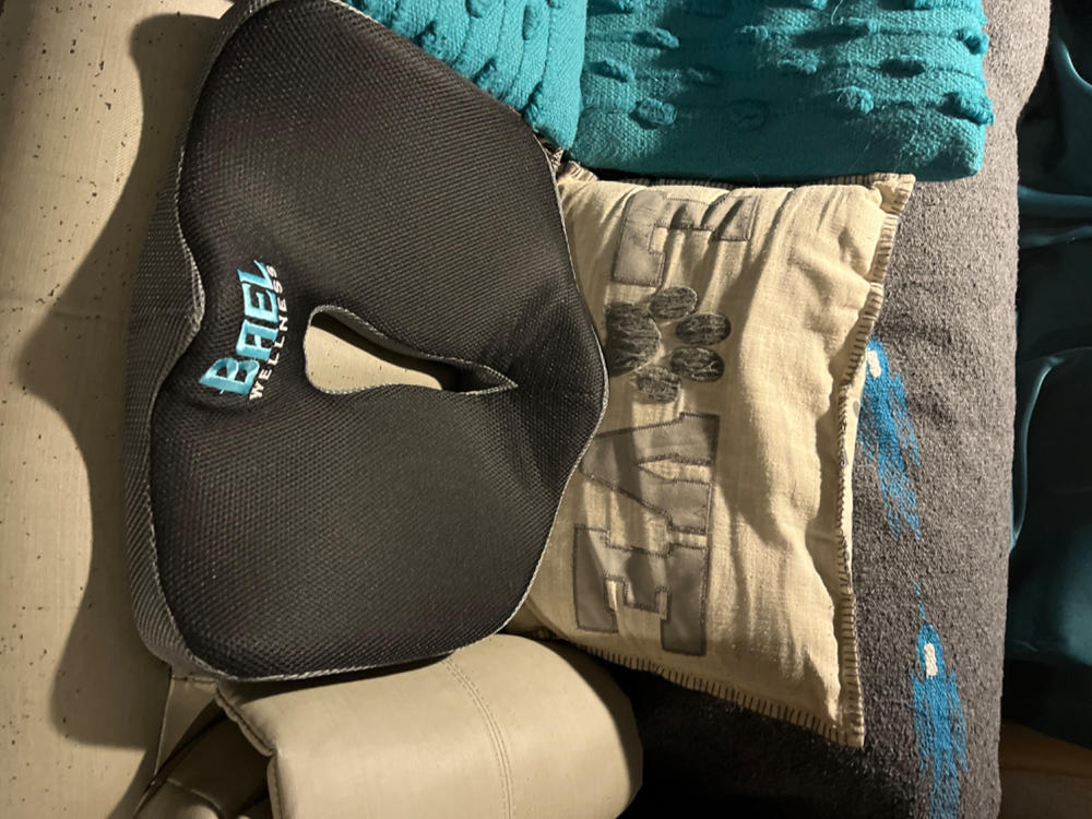 Bael Wellness Sciatica, Coccyx & Tailbone Support Seat Cushion (BAELSCMCX) - Customer Photo From Lidia Sogomonian