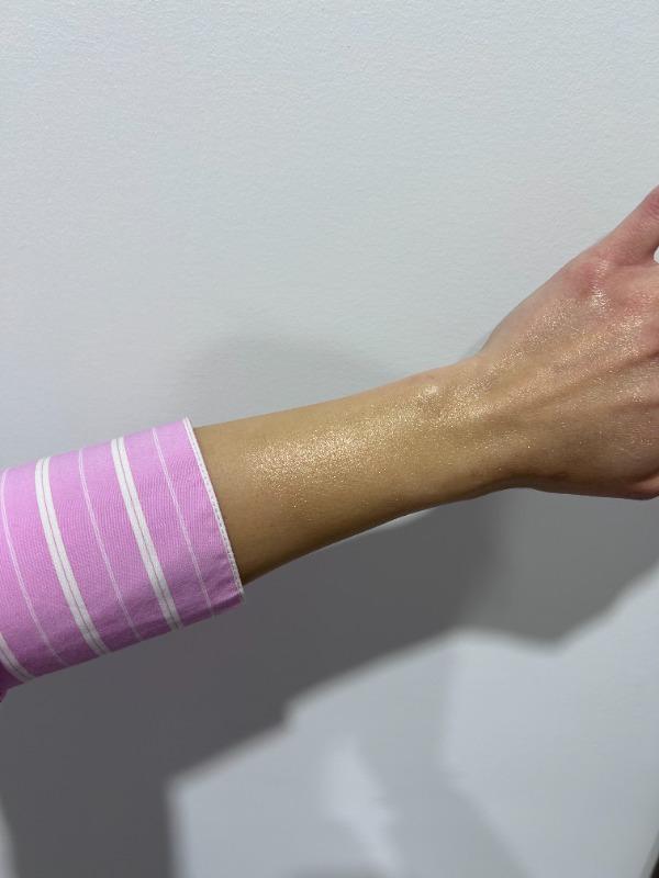 Body Shimmer - Customer Photo From Janice Beaudoin