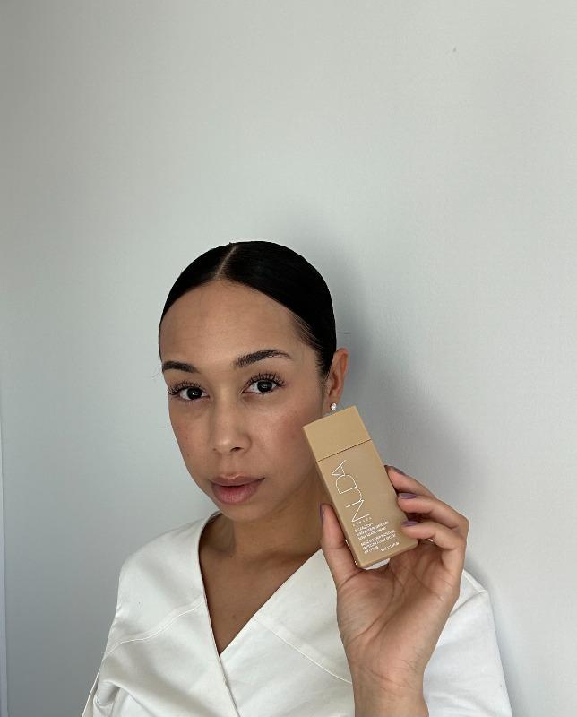 Solarglow™ - Mineral Serum Sunscreen SPF 30 - Customer Photo From Laurie Gonzalez