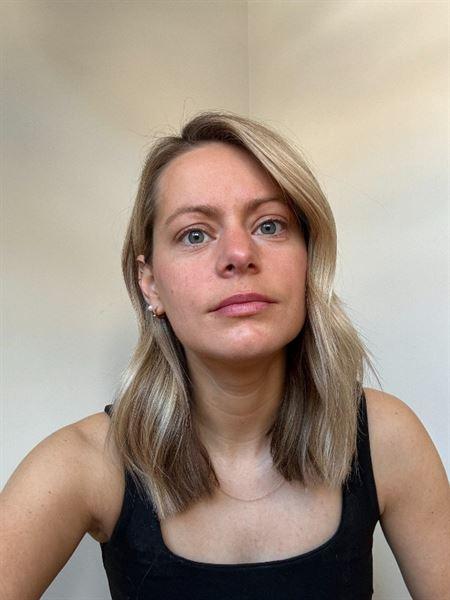 Solarglow™ - Mineral Serum Sunscreen - Customer Photo From Marie-Élène Goyette