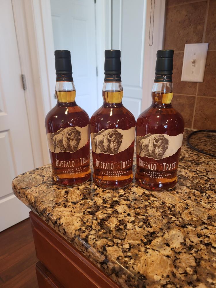 Buy Buffalo Trace Kentucky Straight Bourbon | 750ml – The Liquor Bros
